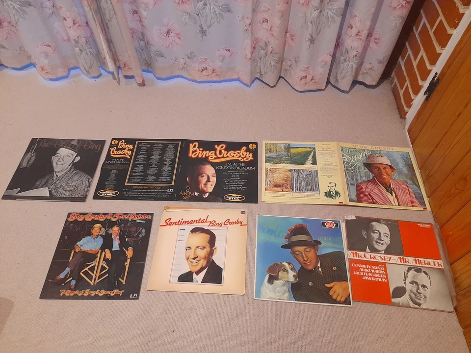 Collection of 8 Bing Crosby vinyl LPs Records Live London Astaire Mercer Jazz - Image 1 of 1