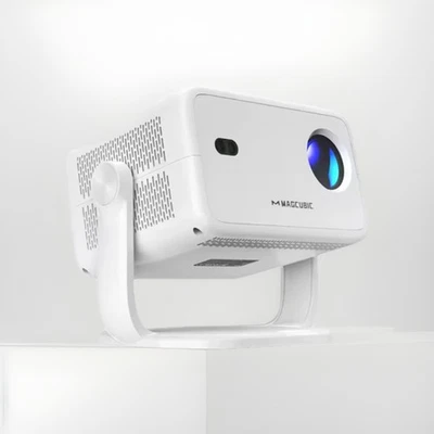 Magcubic Native Beamer / 1080P 650 ANSI 4K / 360 ° Projektor Mit Android 11 - Bild 1 von 4