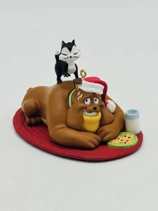 A Kitty for Christmas Hallmark Looney Tunes 2019 Ornament Marc Anthony Cat - Picture 1 of 7