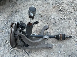 15-21 PORSCHE MACAN LEFT REAR SUSPENSION SPINDLE KNUCKLE CONTROL ARM SET W/ AXLE - Picture 1 of 5