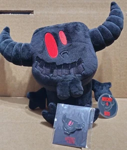 Coven of Mischief exklusives Initiation Plüschtier und Pin Bundle - LE 200 - IN DER HAND - Bild 1 von 1