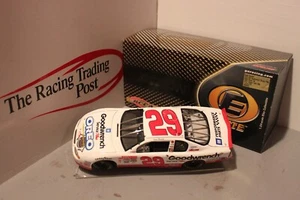 2001 Kevin Harvick Goodwrench Service Oreo 1/24 Action RCCA Elite NASCAR Diecast - Bild 1 von 1