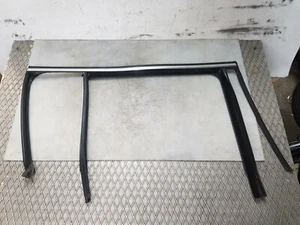 MERCEDES GL X166 2013-2019 PUERTA TRASERA DERECHA MARCO VENTANA SELLO MOLDURA A1667350425 - Imagen 1 de 4
