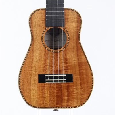 Kamaka HB-2D Concert Deluxe, 2001 [SN 11989] - Image 1 of 4