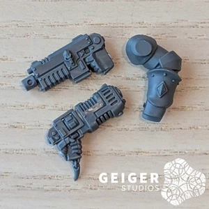 Warhammer 40k Space Wolves Bits | Wolf Guard Battle Leader | Pistol Hands Set - Picture 1 of 1