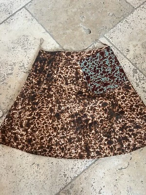 Minifalda de lana tallada $400 estampado animal de la selva talla 38 usada en excelente estado Foto 1 de 4