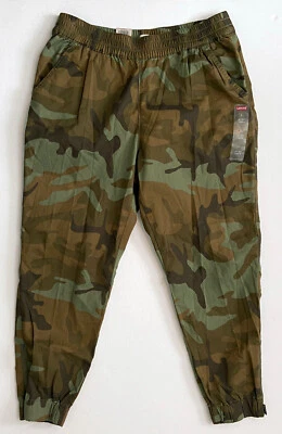 NUEVO Levi's Verde Camuflaje Jet Set Cónico Jogger Pantalones Tirar en el Tobillo Cremallera Para Mujer Grande Foto 1 de 4