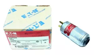 EATON ENP6202, Ark-Gard, 20A, 250V, NEMA 6-20P, Ubicación peligrosa, Enchufe ENP - Imagen 1 de 5