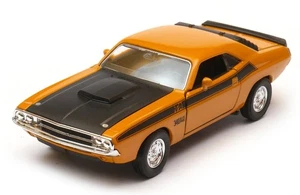 Welly 1970 Dodge Challenger T A arancione scala 1:34 1:39 auto da 4,5... - Foto 1 di 6