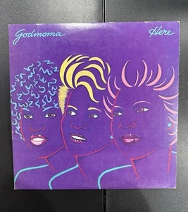 GODMOMA Vinyl Here LP VG++/NM 1981 Elektra Asylum Very Clean Record - Imagen 1 de 7
