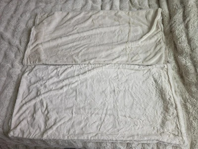 FRYE 4” Channel 3-piece Faux Fur Comforter Set - King Size - Beige - 1841860 - Image 1 of 4