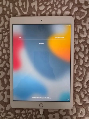Apple iPad 7th Gen 10.2-Inch Wi-Fi 32GB Gold Unlocked Tablet good condition - Image 1 of 4