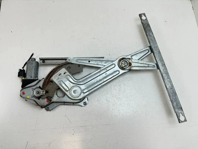 Dodge PickUp RAM SRT-10 2006 Right rear window regulator with motor WXEA0358A - Изображение 1 из 4