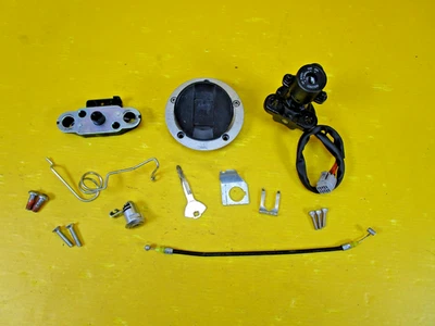 05-25 2005-2025 SUZUKI GSXR 600 750 1000 LOCK SET IGNITION SWITCH GAS CAP KEY OE - Image 1 of 4