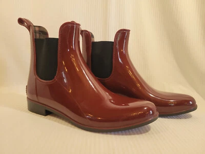 Nine West 勃艮第葡萄酒和黑色防水踝靴女式 9 码 — 第 1/4 张图片