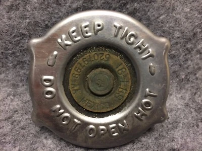 1999 - 2004 年吉普大切诺基散热器压力盖 18 磅原始设备制造商 31747 — 第 1/2 张图片