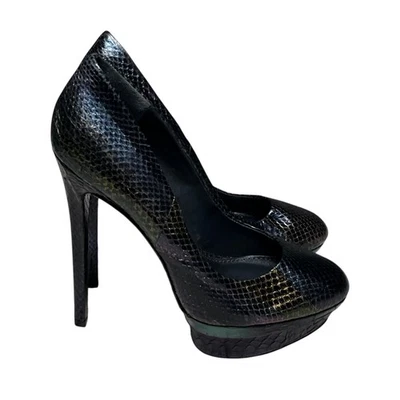 Zapatos de salón Brian Atwood Ferguson con plataforma de cuero estampado de piel de serpiente iridiscente talla 8 Foto 1 de 4
