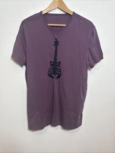 John Varvatos Short Sleeve T-Shirt Mens Medium Stitched Scorpion Lace Guitar - Picture 1 of 8