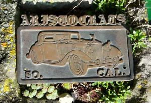 VINTAGE HOT ROD AUTOMOBILE CAR PLATE / BADGE # ARISTOCRATS ROLLS ROYCE PHANTOM - Picture 1 of 2