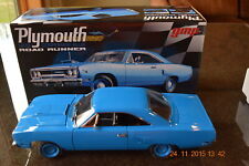 GMP 1:18 1970 PLYMOUTH ROAD RUNNER -CORPORATE BLUE - ONE RARE NICE ONE.!!