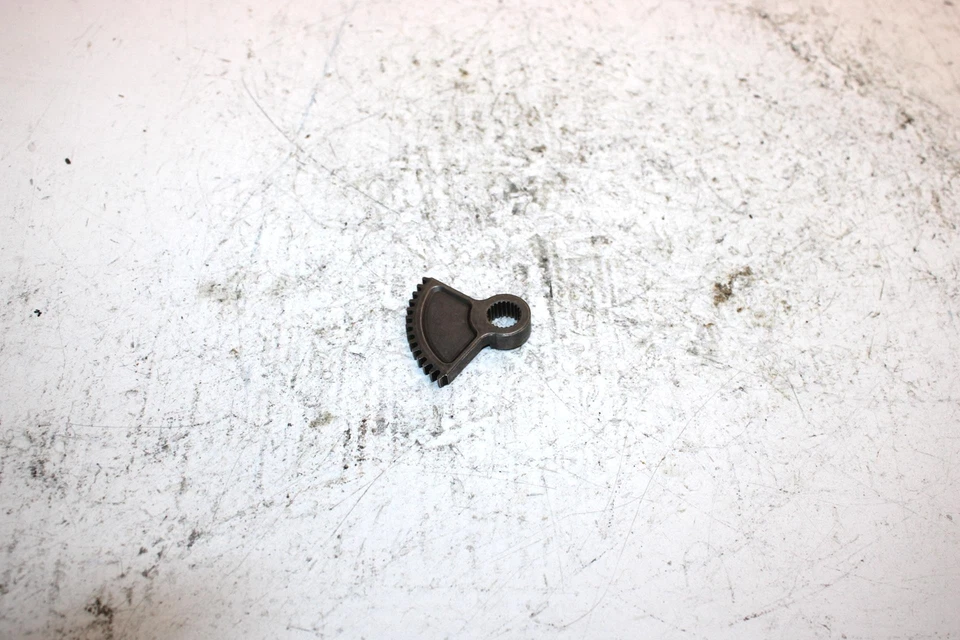 Оригинальный рычаг переключения передач 2004 Honda Fourtrax Foreman Rubicon 24682-HN2-003 AH5 - Изображение 1 из 4