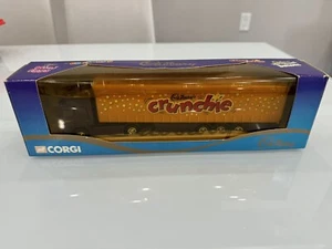 CORGI CADBURY’S CRUNCHIE ERF CURTAINSIDE TRAILER DIECAST 1:64 - Picture 1 of 7