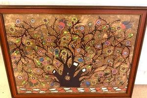 Árbol de la vida Madhubani hecho a mano pintado sobre piel de ciervo con marco de madera - Imagen 1 de 10