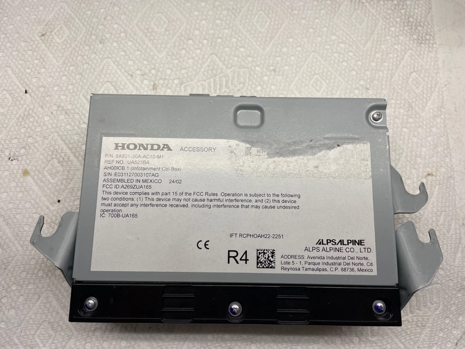 OEM 2023 2024 HONDA ACCORD DASH AUDIO RADIO RECEIVER HEAD UNIT 8A501-30A-AC1 - Image 1 of 4