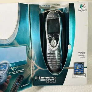 Logitech Harmony 880 Universal Remote Control With Charging Dock CIB Open Box - Afbeelding 1 van 9