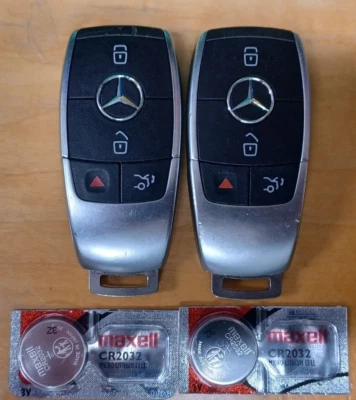 2 Fair Condition 2021-26 Mercedes Benz Matte Smart Remote Keys NBGDM3 201-170887 - Image 1 of 4