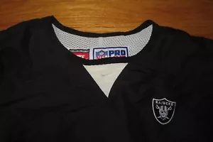 Vintage Nike Label - LOS ANGELES RAIDERS (LG) V-Neck Lined Windbreaker Jacket - Picture 1 of 6