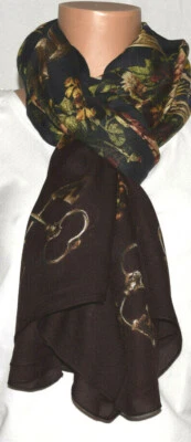 Bufanda con estampado floral de llaves Dolce & Gabbana Foto 1 de 4