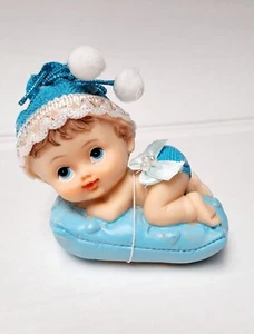 Kuchen / Torten Figur *Baby auf Kissen* blau , Taufe, Geburt, Junge N 366 - Bild 1 von 2