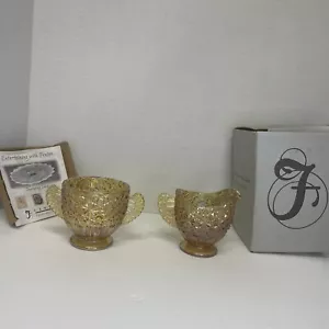 Fenton Arte Vidrio Amarillo Ámbar Margarita Y Botón Y Lazos Crema Y Azúcar Set - Imagen 1 de 7