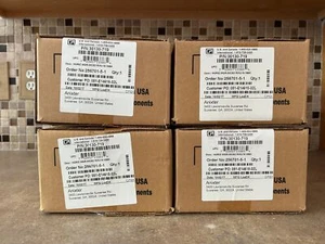 Lot of 4 Chatsworth 2U Single-Sided Universal Horizontal Cable Manager 30130-719 - Photo 1/7