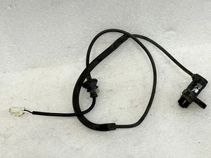 Sensor de velocidad abs trasero derecho Lexus GS300 2001 2002 2003 2004 2005 89545-30010 - Imagen 1 de 8