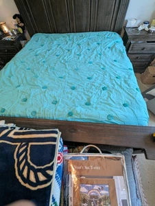 Pottery Barn Teen Crinkle Puff - Aqua" Standard Sham and Queen/full comforter - Picture 1 of 9