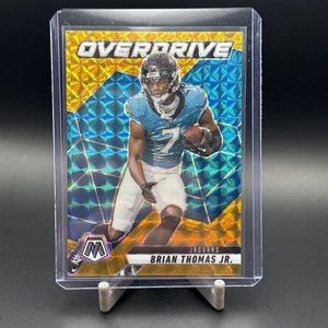 Panini Mosaic Overdrive Gold Prizm #4 2025 Brian Thomas Jr. 03/10 Jaguars - Imagen 1 de 6
