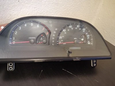 Toyota Camry Gauge Cluster 2002-2004 Foto 1 de 4