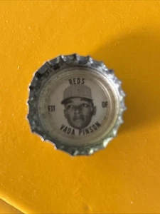 1967 COKE COCA COLA Caps Vada Pinson Cincinnati Reds Regular Issue - Picture 1 of 3