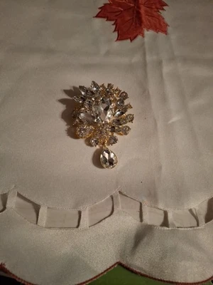 broche broche cristal Foto 1 de 3