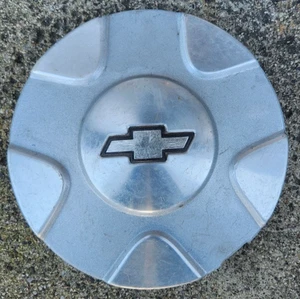 2002-2003 CHEVY TRAILBLAZER OEM CENTER CAP PN9593383 - Picture 1 of 6