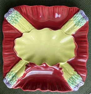 RARE AU BAIN MARIE RED & GREEN MAJOLICA ASPARAGUS PLATE WITH DIPPING WELL - Picture 1 of 2