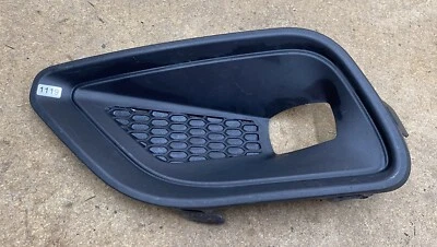 2019-2023 Jeep Cherokee Fog Light Lamp Bezel LEFT DRIVER SIDE 68287999AA MOPAR - Image 1 of 4