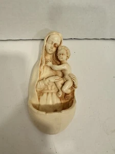 Vintage Virgin Mary & Baby Jesus Holy Water Holder Wall Hanging Made In Italy - Picture 1 of 9