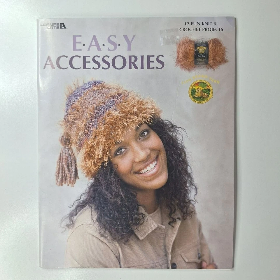 Easy Accessories Crochet Pattern Book Fun Fur Hat Scarf Bag Purse Vintage Steps - Image 1 of 4