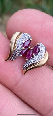 9ct gold natural diamond and ruby earrings 375 - Image 1 of 4