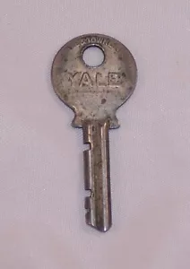 Vintage Antique Yale # 1 Flat Stamped Key Door Lock Padlock Safe Other - Picture 1 of 2