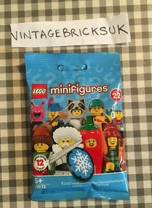 Lego minifigures series 22 unopened sealed random mystery blind bag packet - Picture 1 of 2