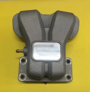 New Exmark 127-9047 MANIFOLD-FILTER, AIR on 2P77F Toro Exmark 127-9041 - Picture 1 of 5